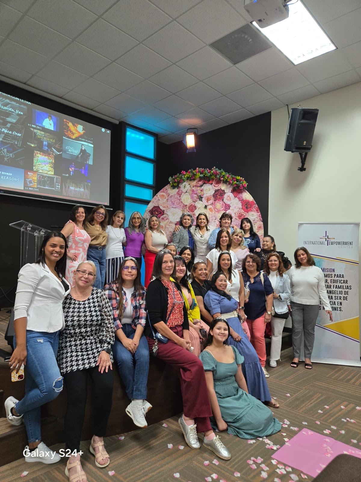 6dafab88-b8f6-47fa-80eb-bc94a01c4978